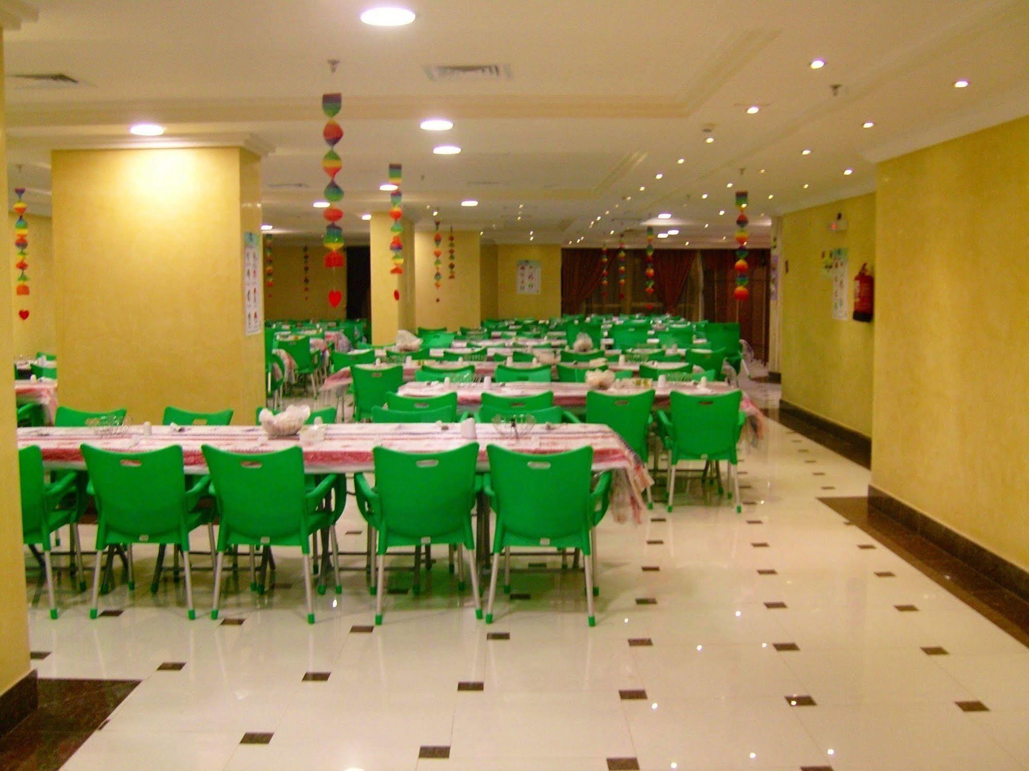 Qasr Al Azizia Hotel Mekka Buitenkant foto