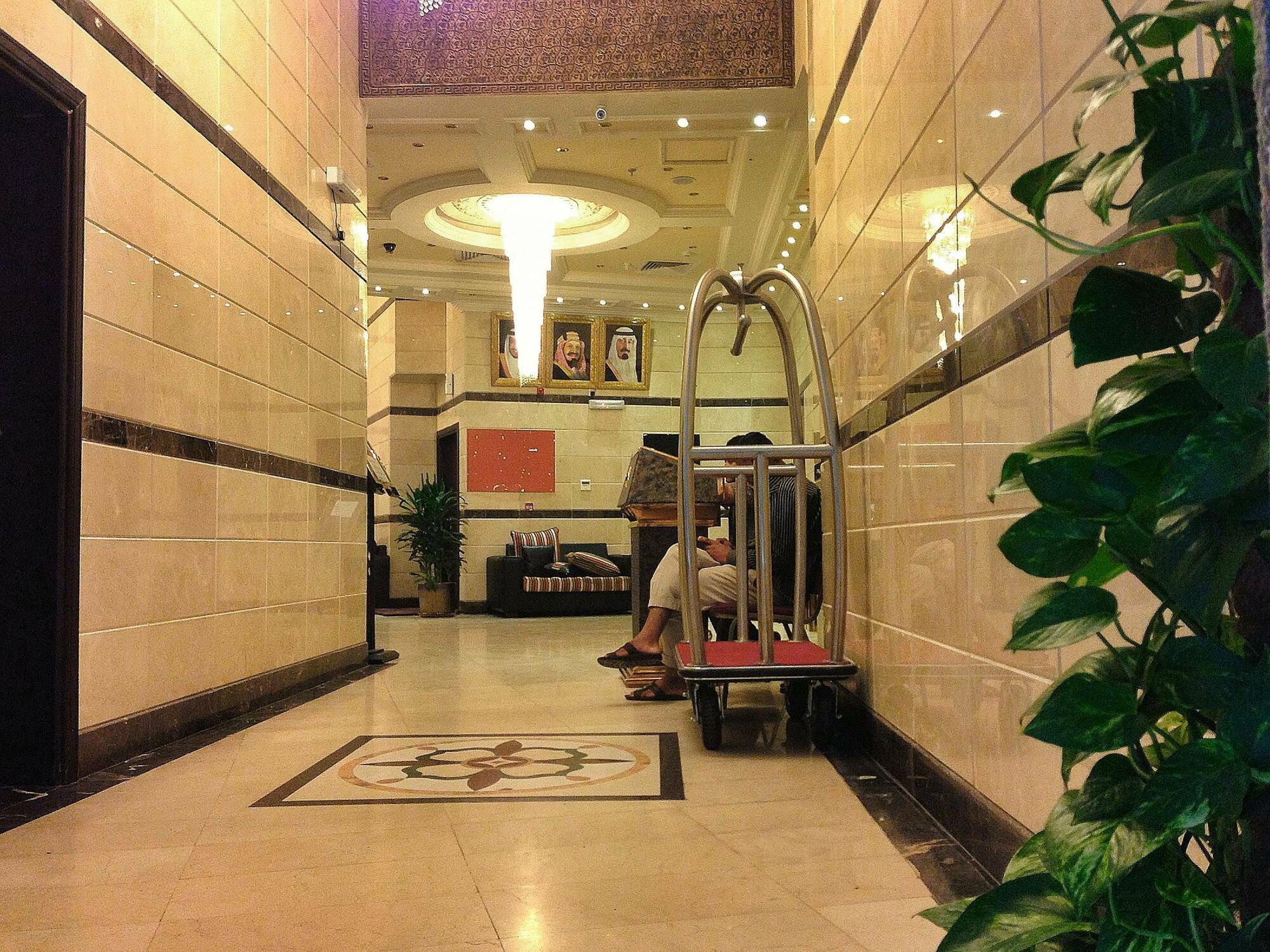 Qasr Al Azizia Hotel Mekka Buitenkant foto